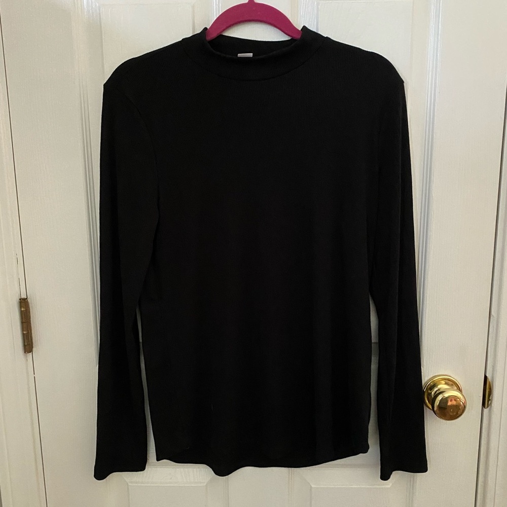 Old navy long sleeve turtle neck